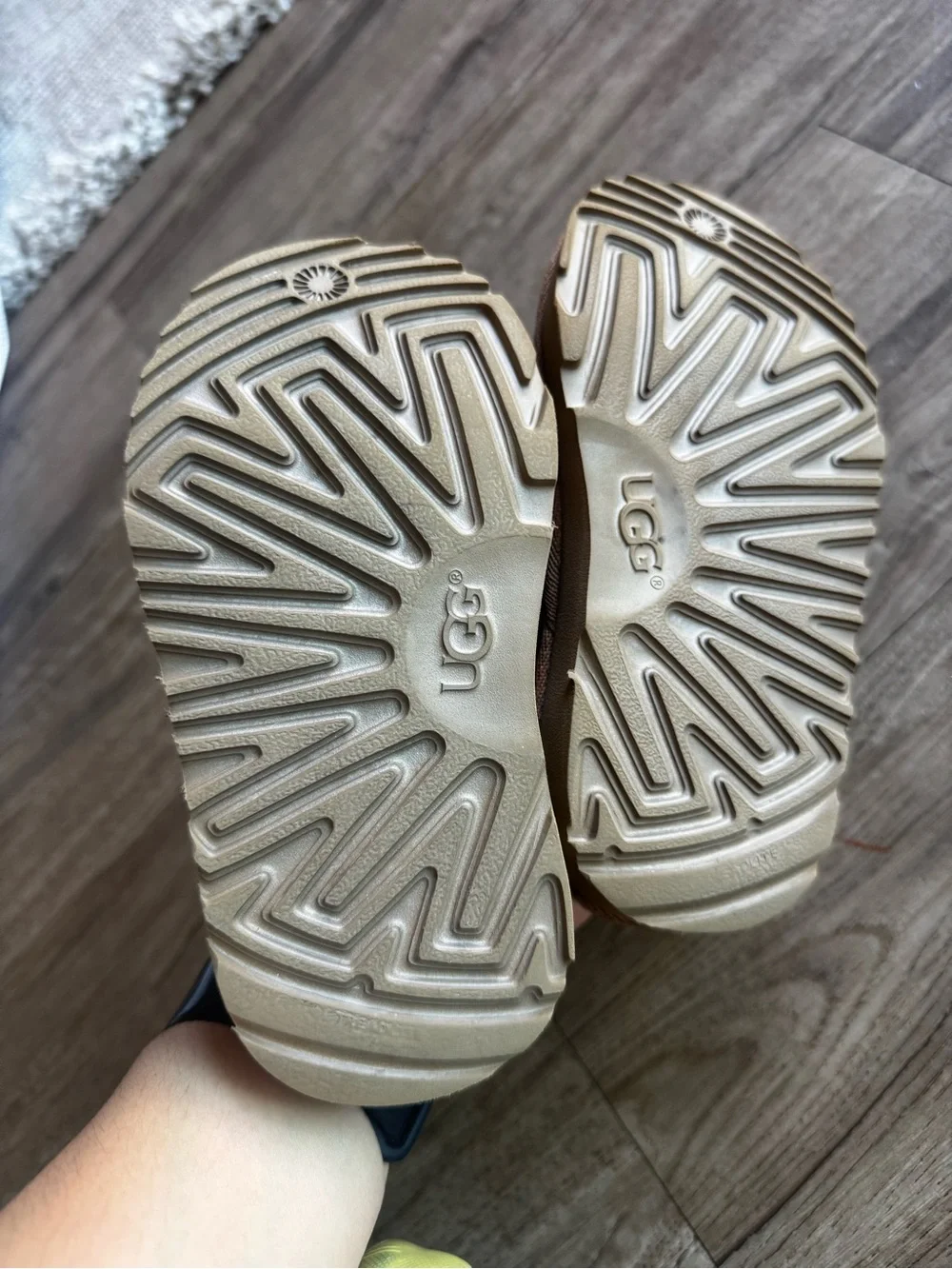 Toddler Ugg tasman slippers brown size 8